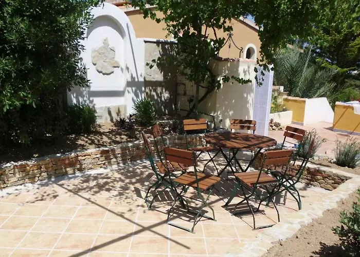 In The Caroline * 데니아